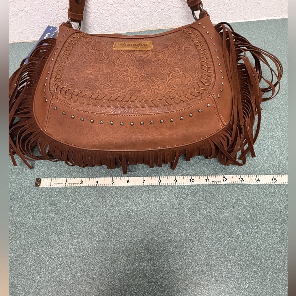Wrangler NWT❗️Western Fringe Hobo Shoulder Crossbody Bag - Picture 7 of 9